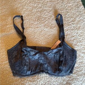 Victoria's Secret Lace Underwire Bra in Charcoal Gray